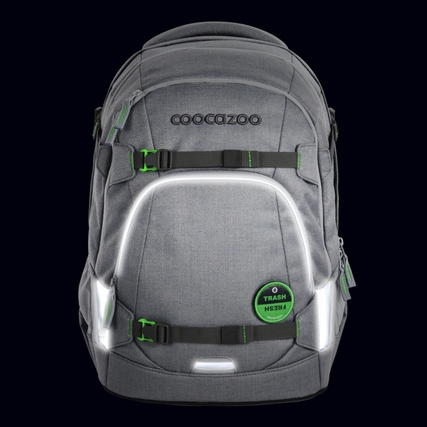 Grauer Schulrucksack mit reflektierenden Elementen und verstellbaren Trägern.