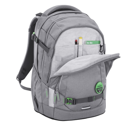 Grauer Schulrucksack mit offener Fronttasche und mehreren Fächern für Stifte und Zubehör.