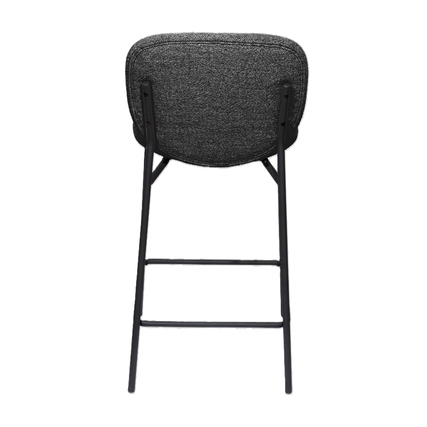 Rückansicht eines anthrazitfarbenen Barhockers mit schwarzem Gestell und gepolsterter Sitzfläche.