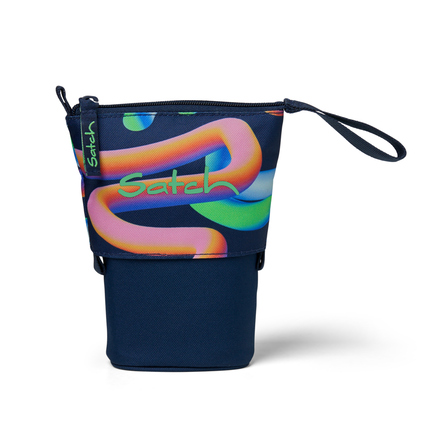 Blaues Satch Schlampermäppchen mit buntem Muster und seitlichem Reißverschluss.