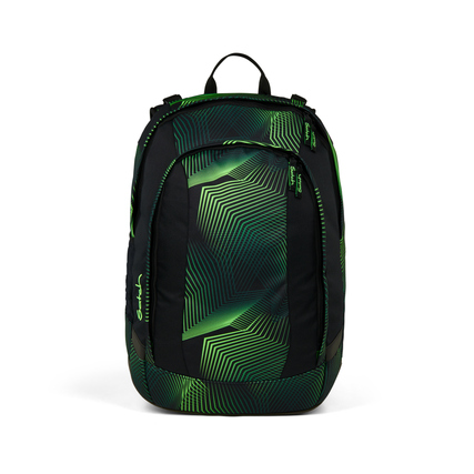 Satch Schulrucksack air in Seismic Green mit geometrischem Muster und zwei Reißverschlüssen.