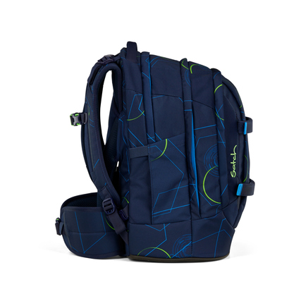 Blau gestreifter Schulrucksack mit ergonomischem Design und verstellbaren Gurten in Seitenansicht.
