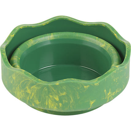 Pinselbecher in grün marmoriert mit Wellenrand als Ablagefläche.