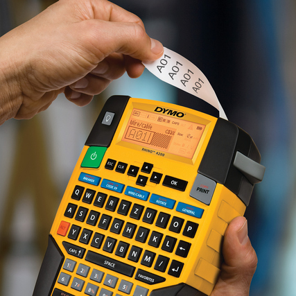 DYMO® Beschriftungsgerät Rhino&trade; 4200 mit Koffer Produktbild pa_anwendungsbeispiel_3 XL
