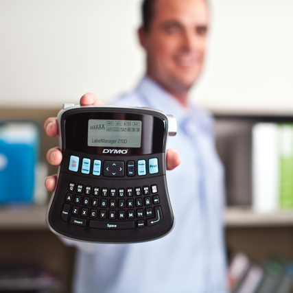 DYMO® Beschriftungsgerät LabelManager&trade; 210D+ Produktbild pa_anwendungsbeispiel_2 XL