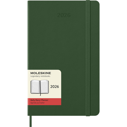 Grüner Hardcover-Buchkalender im DIN A5 Format für das Jahr 2026 mit geschlossenem Gummiband.