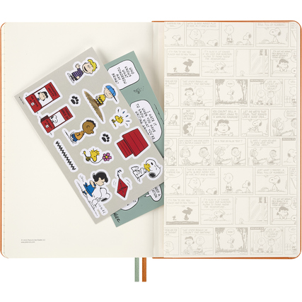 Sticker und Comic-Illustrationen im Inneren eines Moleskine Buchkalenders.