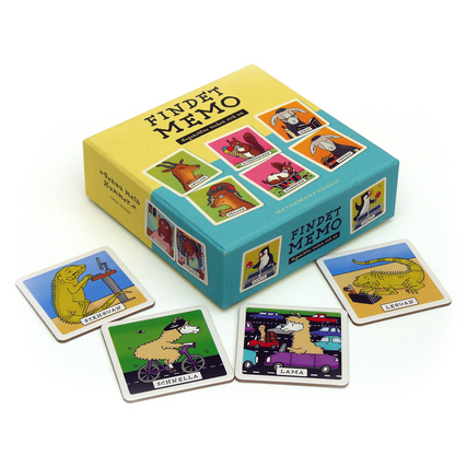 Gesellschaftsspiel mit einer bunten Box und Karten, die humorvolle Tierpaare zeigen.