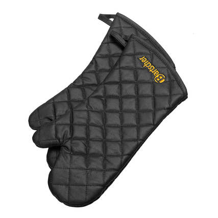 Schwarze, gesteppten Topfhandschuhe mit praktischem Aufhänger und Flammschutz.