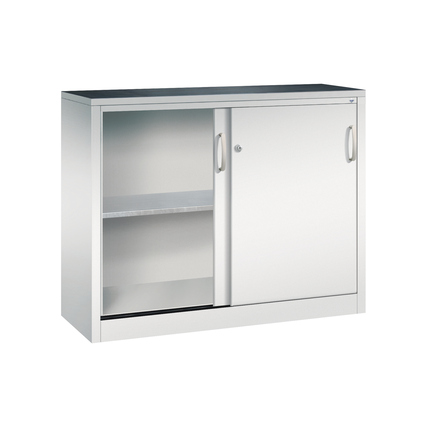 Lichtgrauer Werkzeugschrank mit Schiebetüren und zentralem Verschluss, seitliche Sicht.