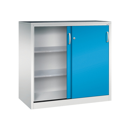 Werkzeugschrank mit einer blauen Schiebetür und zwei offenen Regalfächern.