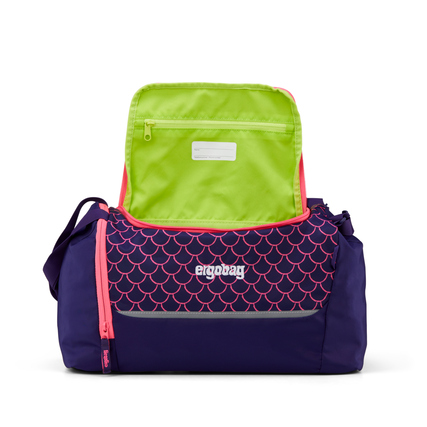 Sporttasche mit grünem Innenfutter, seitlichem Schuhfach und Schultergurt.