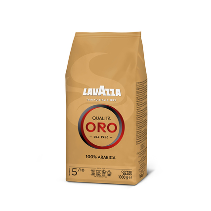 Beutel mit Lavazza Kaffee Qualita Oro, 100 % Arabica, in goldener Verpackung.