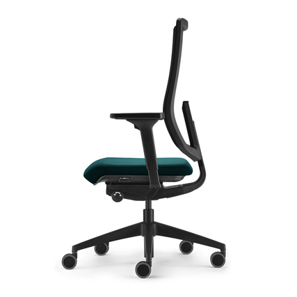 Seitenansicht eines ergonomischen Bürodrehstuhls in Petrol mit höhenverstellbarer Rückenlehne.