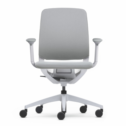 Bürodrehstuhl mit hellgrauem gepolstertem Sitz und perforierter Rückenlehne, Rückansicht.