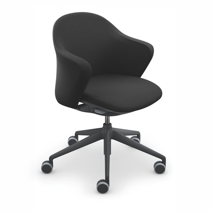 Schwarzer Bürodrehstuhl mit ergonomischem Design und integrierten Armlehnen auf fünf Rollen.