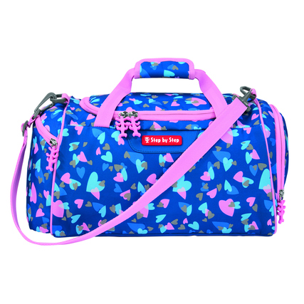 Bunte Sporttasche mit Herzmotiven, zwei Henkeln und einem abnehmbaren Schultergurt.