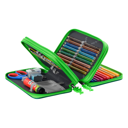 Grünes XXL-Federmäppchen mit Stiften, Schere und weiteren Schreibutensilien, offen präsentiert.