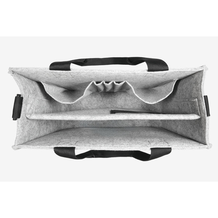 Graue Aufbewahrungstasche mit Fächern für Büroutensilien, Ansicht von oben.