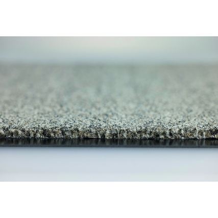 Detaillierte Ansicht einer quarzgrauen Schmutzfangmatte mit geschnittenem Flor und umseitigem Rand.