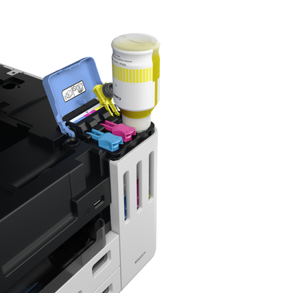 Multifunktionsgerät mit geöffnetem Tintentank, der nachfüllbare Tinte in vier Farben zeigt.