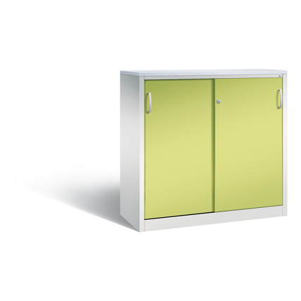 C+P Schiebetürenschrank Acurado 1.200 x 1.200 x 500 mm (B x H x T) 2 Fachböden Stahl Farbe der Front: clowngrün Farbe des Korpus: lichtgrau
