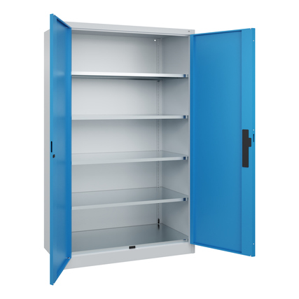 Lichtblauer Flügeltürenschrank mit offenen Türen und mehreren verstellbaren Einlegeböden.