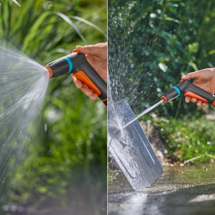 GARDENA Gartenbrause Multi-Reinigungsspritze Classic zeigt zwei Sprühbilder in der Anwendung.