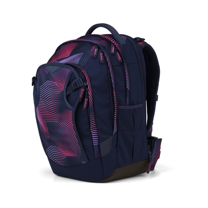 Satch Schulrucksack Match Plus Seismic Pink im sportlichen Design mit maximalem Volumen.