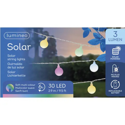 Dekorative Solarleuchte mit 30 mehrfarbigen LEDs auf einer 290 cm langen Lichterkette.