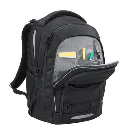 Schulrucksack COOCAZOO PORTER in Schwarz mit geöffnetem Fach, gefüllt mit Stiften und Notizen.