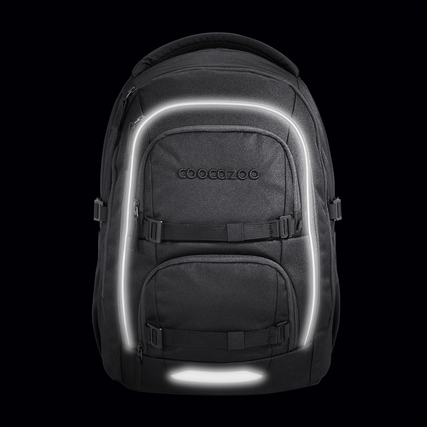 Schulrucksack COOCAZOO PORTER in Schwarz mit reflektierenden Streifen und zwei großen Fächern.