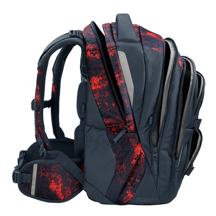Schulrucksack COOCAZOO PORTER in Broken Black mit mehreren Fächern und ergonomischer Formansicht.