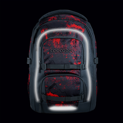 Schulrucksack von COOCAZOO in Broken Black mit reflektierenden Streifen und mehreren Fächern.