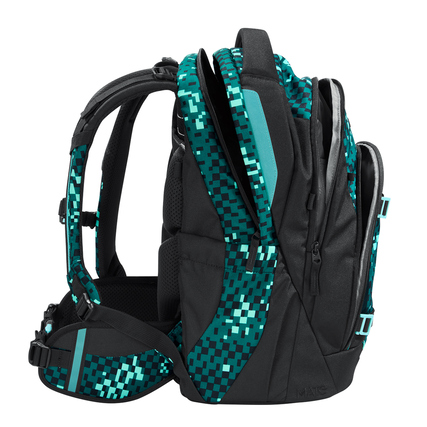 Schulrucksack COOCAZOO MATE Pixel Blox in seitlicher Ansicht mit reflektierenden Elementen.