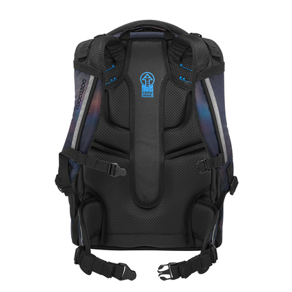 Rückansicht des COOCAZOO Schulrucksacks MATE Rainbow Illusion mit ergonomischem Rückenpolster.
