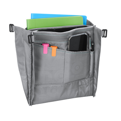 Organizer-Einsatz in Grau mit Fächern für Bücher, Tablet und Handy, abgebildet im Rucksack.