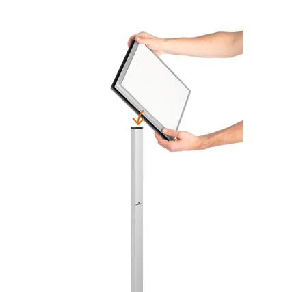 DURABLE Infodisplay OUTDOOR DIN A4 Produktbild pa_anwendungsbeispiel_3 XL