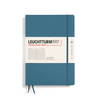 Blaues Hardcover-Notizbuch im B5-Format mit elastischem Verschluss und zwei Lesezeichen.