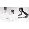 Aufklappbares Namensschild mit Textilband und auswechselbarem Einsteckschild.