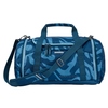 Sporttasche mit camouflagemuster in Blau, Schultergurt und Tragegriff.