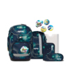 ergobag Schulranzen pack GALAXY GLOW 28 x 40 x 25 cm (B x H x T) 20l Magnetschnalle inkl. Sportrucksack, Heftbox, Federmäppchen (gefüllt mit Lyra Stiften), Schlampermäppchen, 4 x Klettie Gewicht: 1.100g 100 % Polyester dunkelblau RaumfahrBär