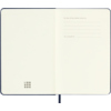 Offene Innenseite eines Moleskine Buchkalenders mit Platz für persönliche Daten.